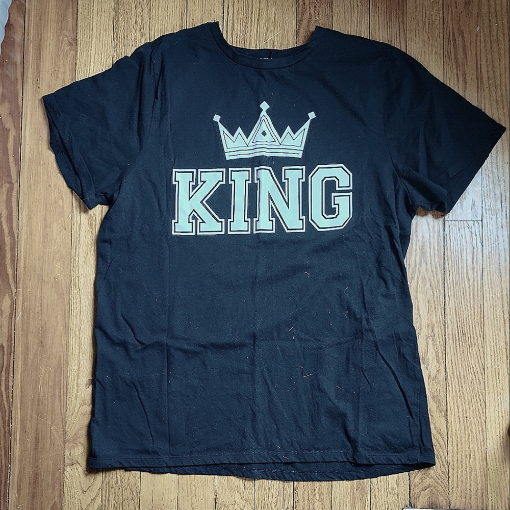 3 for $23 tops!! Men's Black "King" Tee, Size L